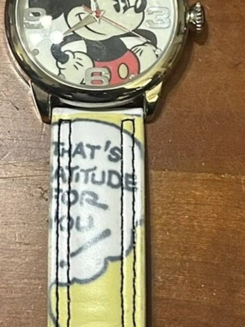 Disney Mickey Mouse MCK958H15 1995 Watch